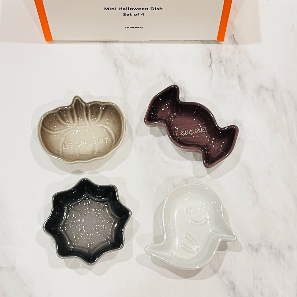 Le Creuset mini Halloween dish set of 4
